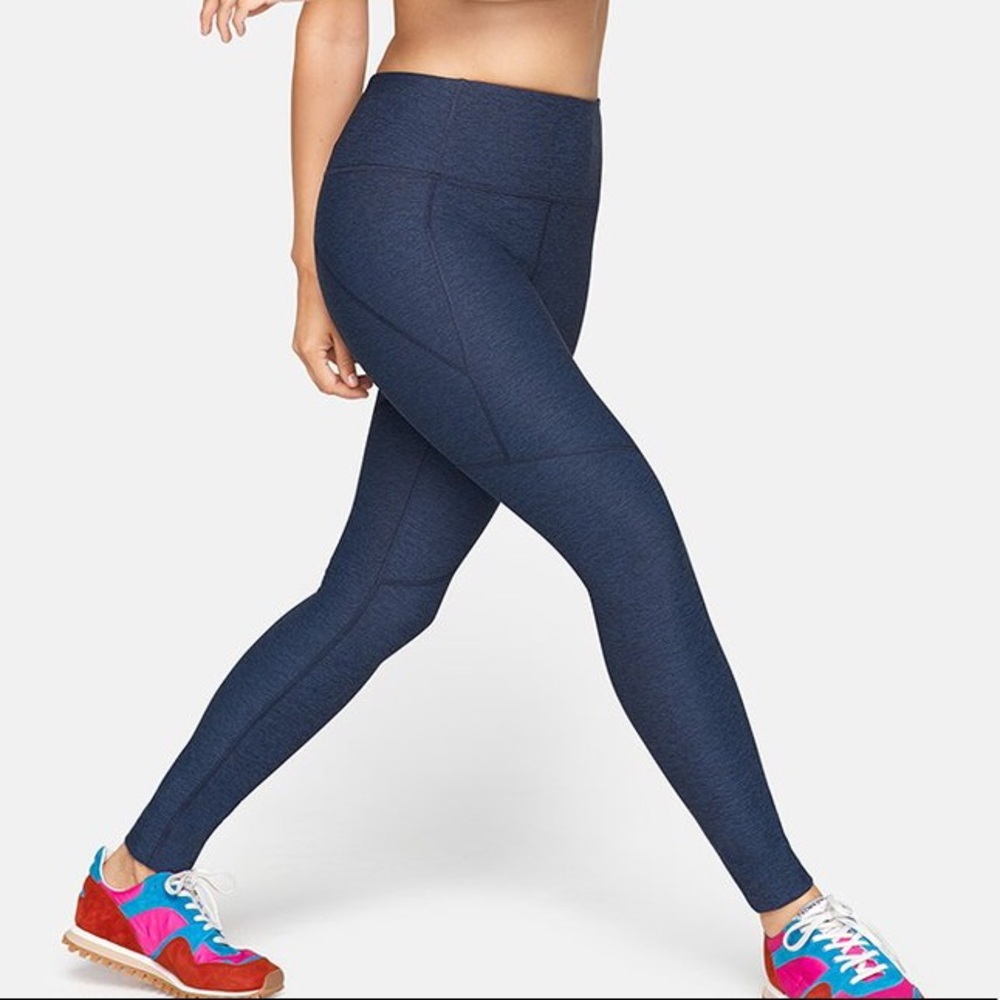 Outdoor Voices 7/8 Warmup Leggings in Navy